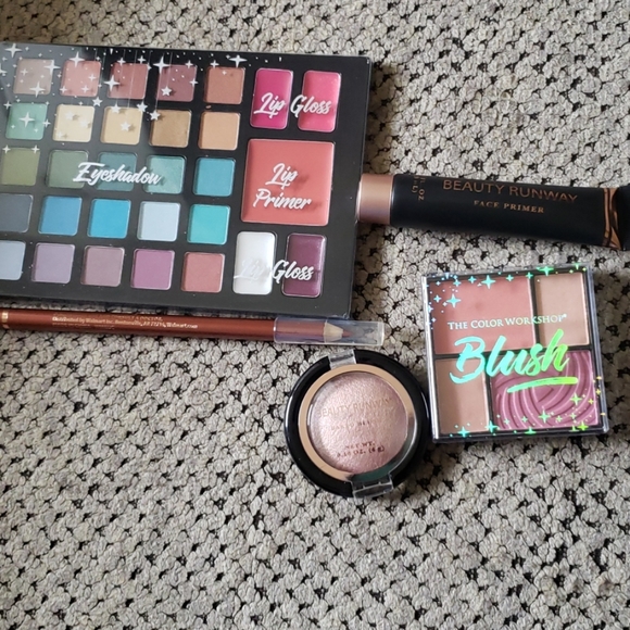 #Make up - Picture 4 of 4